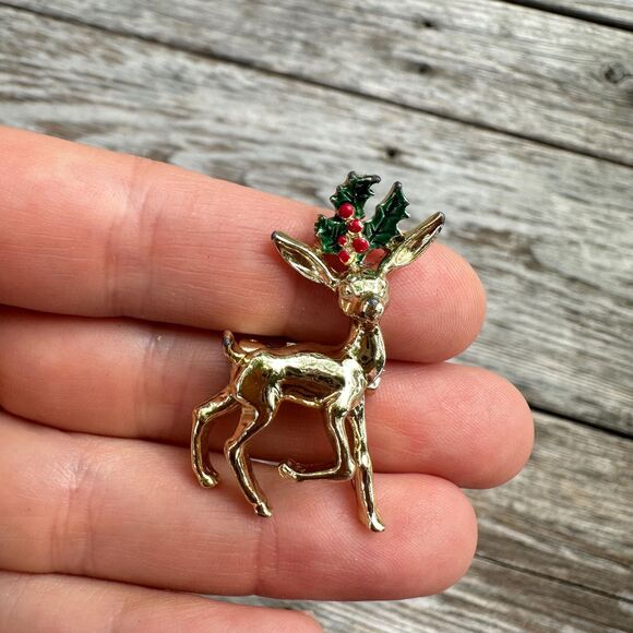 Vintage Jewelry Reindeer Brooch Christmas Pin - Picture 1 of 2